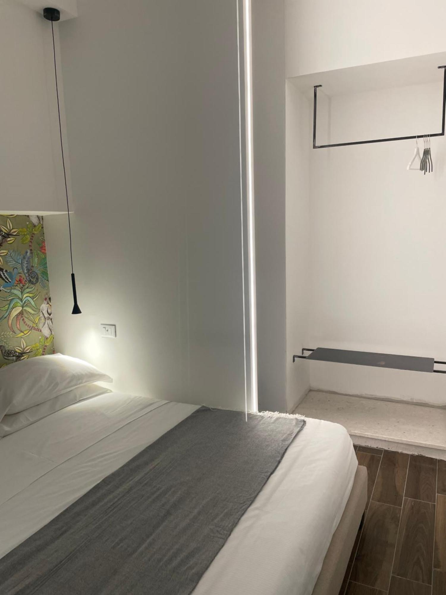 Ginevra Boutique Rooms - Palazzo Leosini - Residenze D'Epoca LʼAquila Exterior foto