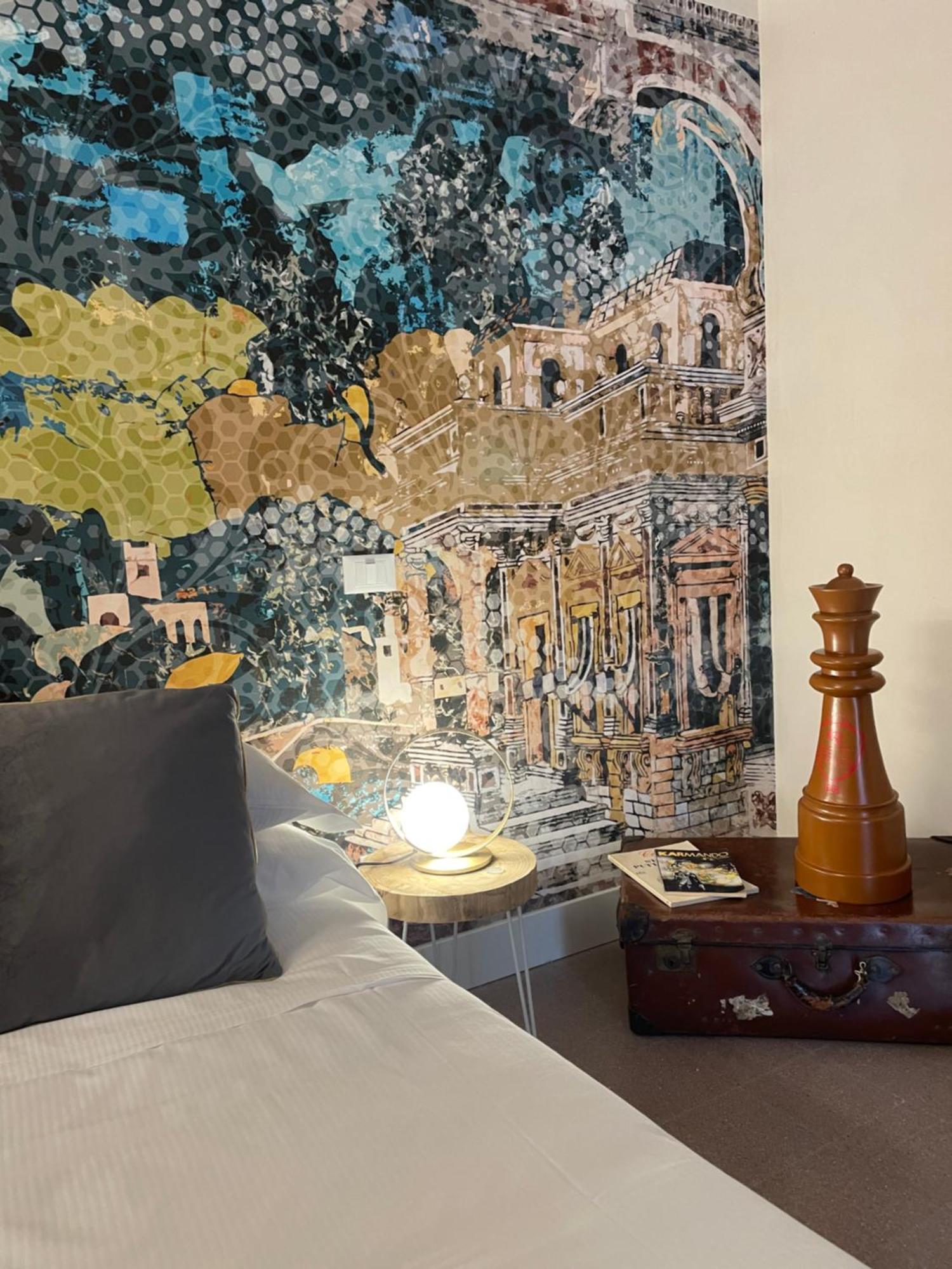 Ginevra Boutique Rooms - Palazzo Leosini - Residenze D'Epoca LʼAquila Exterior foto