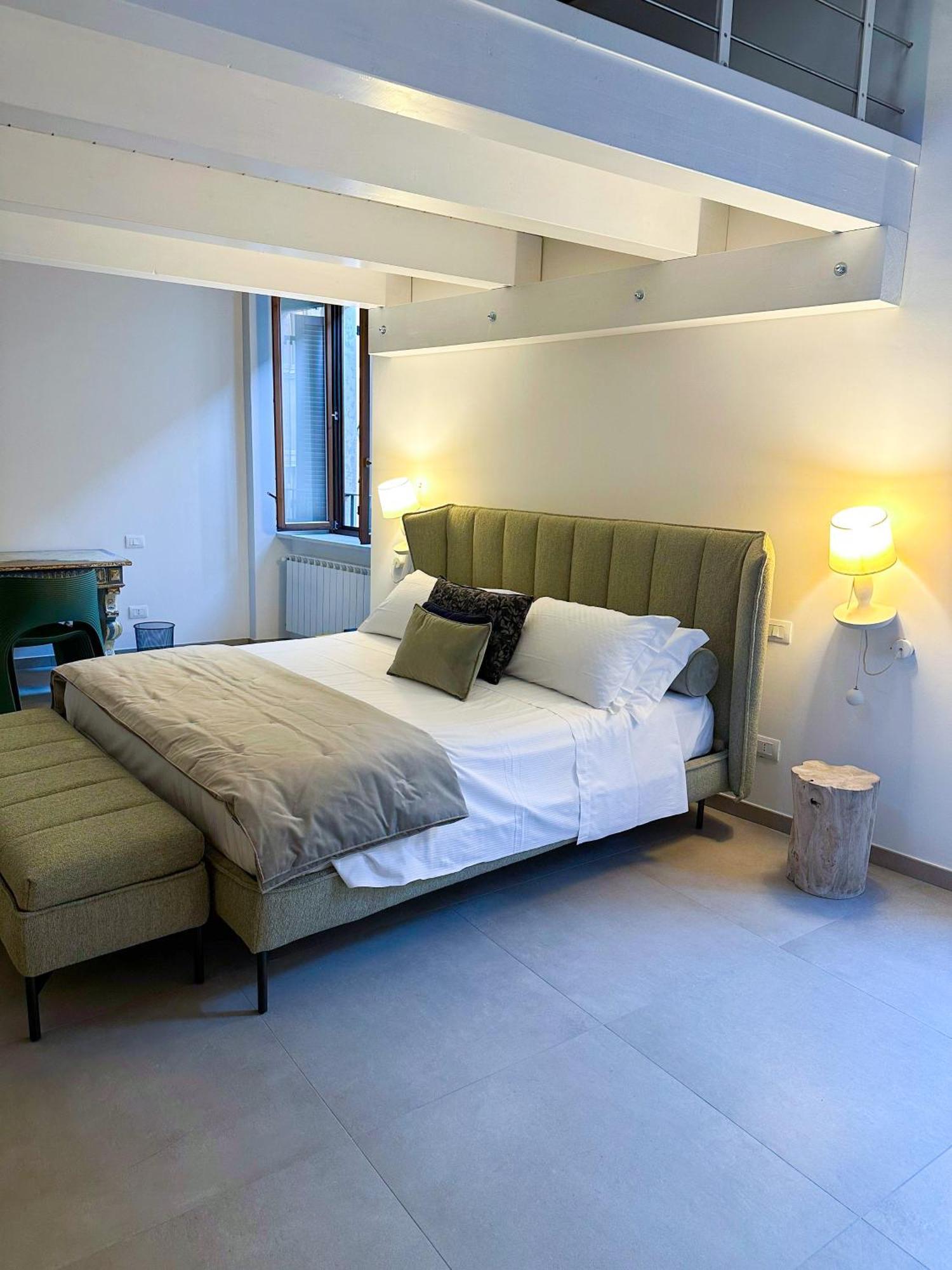 Ginevra Boutique Rooms - Palazzo Leosini - Residenze D'Epoca LʼAquila Exterior foto