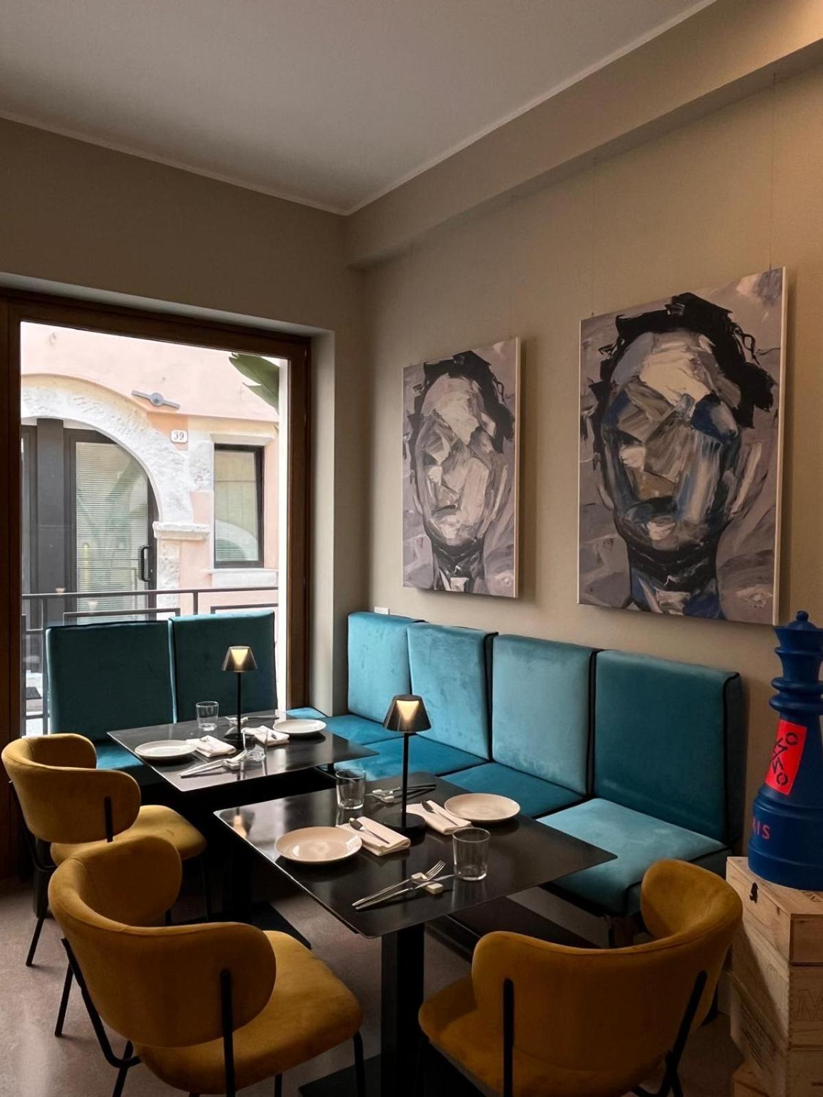 Ginevra Boutique Rooms - Palazzo Leosini - Residenze D'Epoca LʼAquila Exterior foto